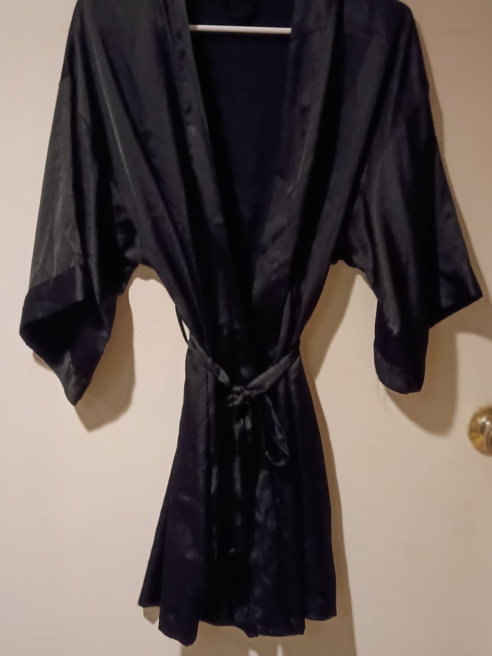 Victoria's Secret Satin Kimono Robe for Women - Black